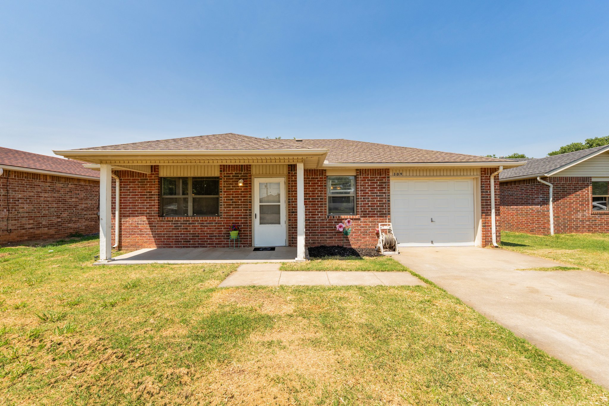 309 W Garrett St_003 (2).jpg