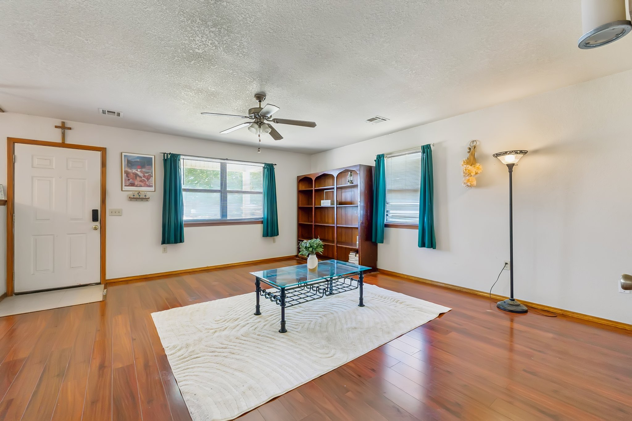 309 W Garrett St_007.jpg