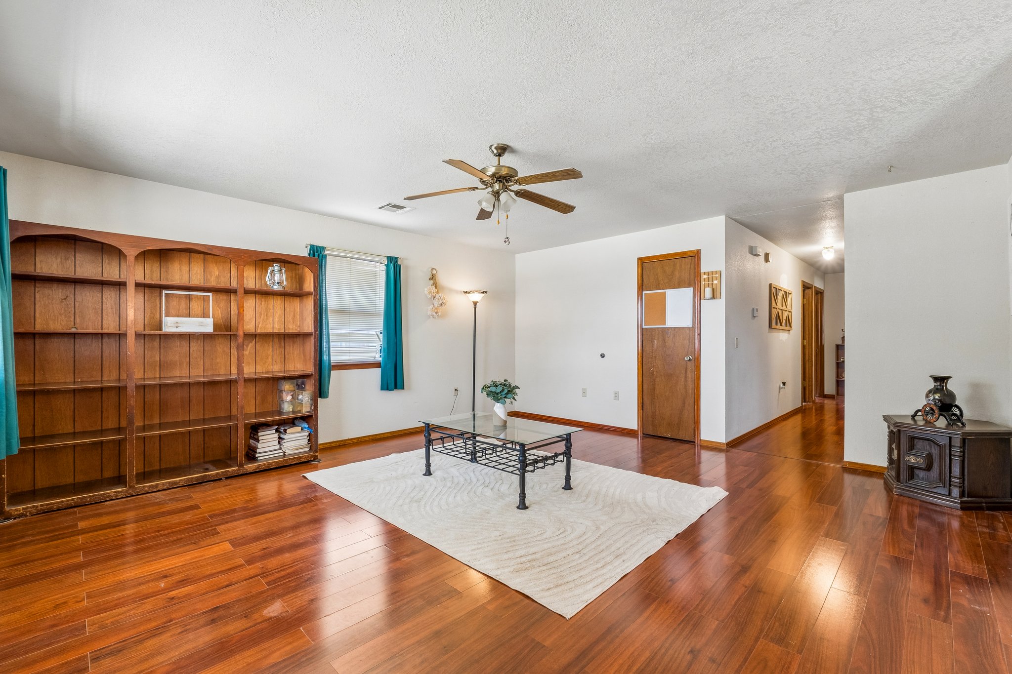 309 W Garrett St_008.jpg