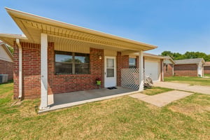 309 W Garrett St_004 (2).jpg