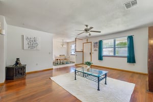 309 W Garrett St_009.jpg