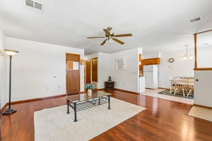 309 W Garrett St_010.jpg