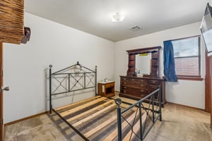 309 W Garrett St_025.jpg