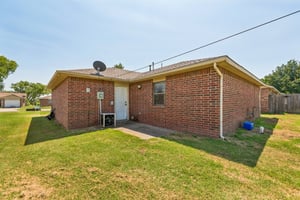 309 W Garrett St_031.jpg
