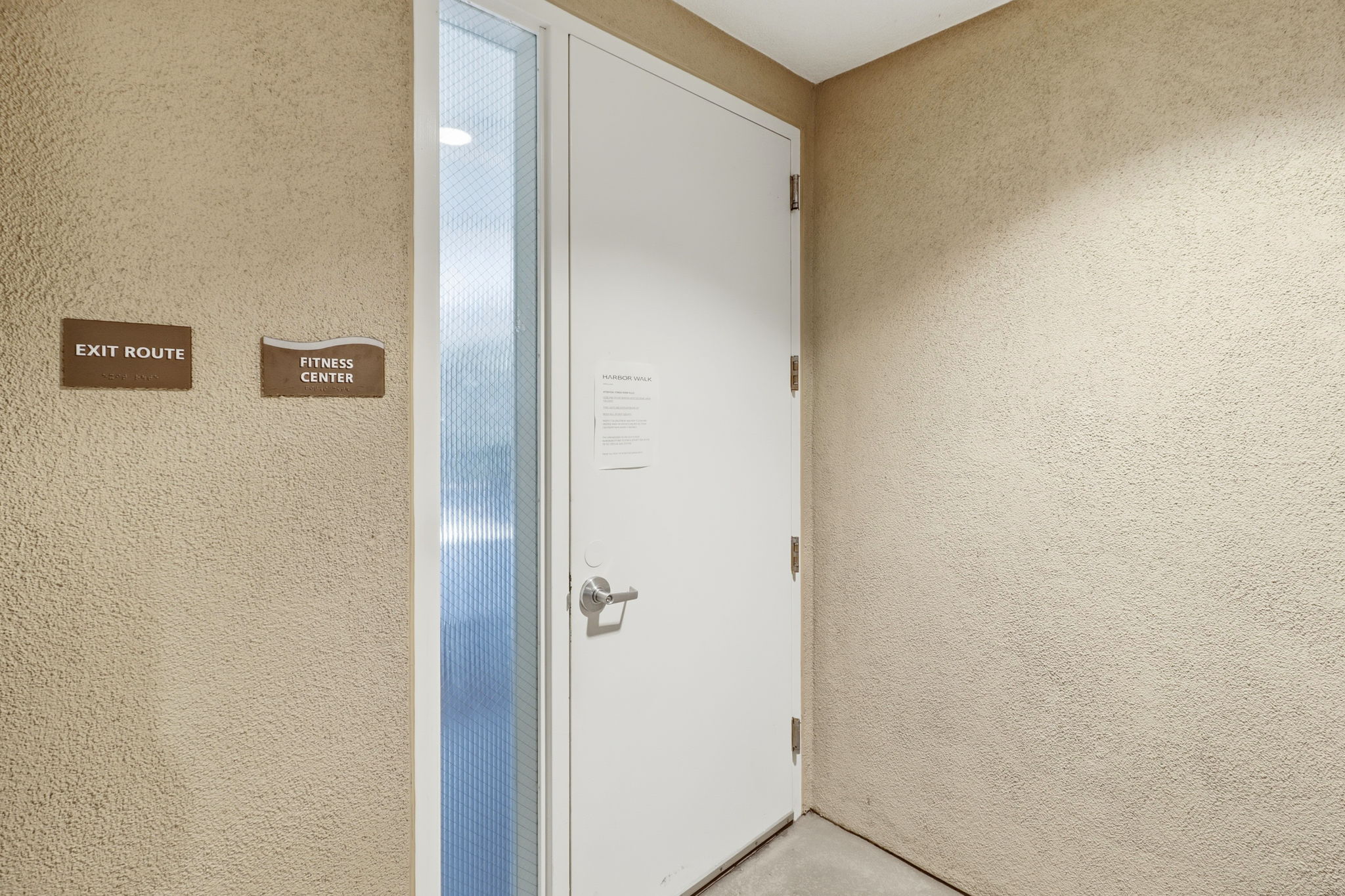 012_f8_3090 Glascock St 