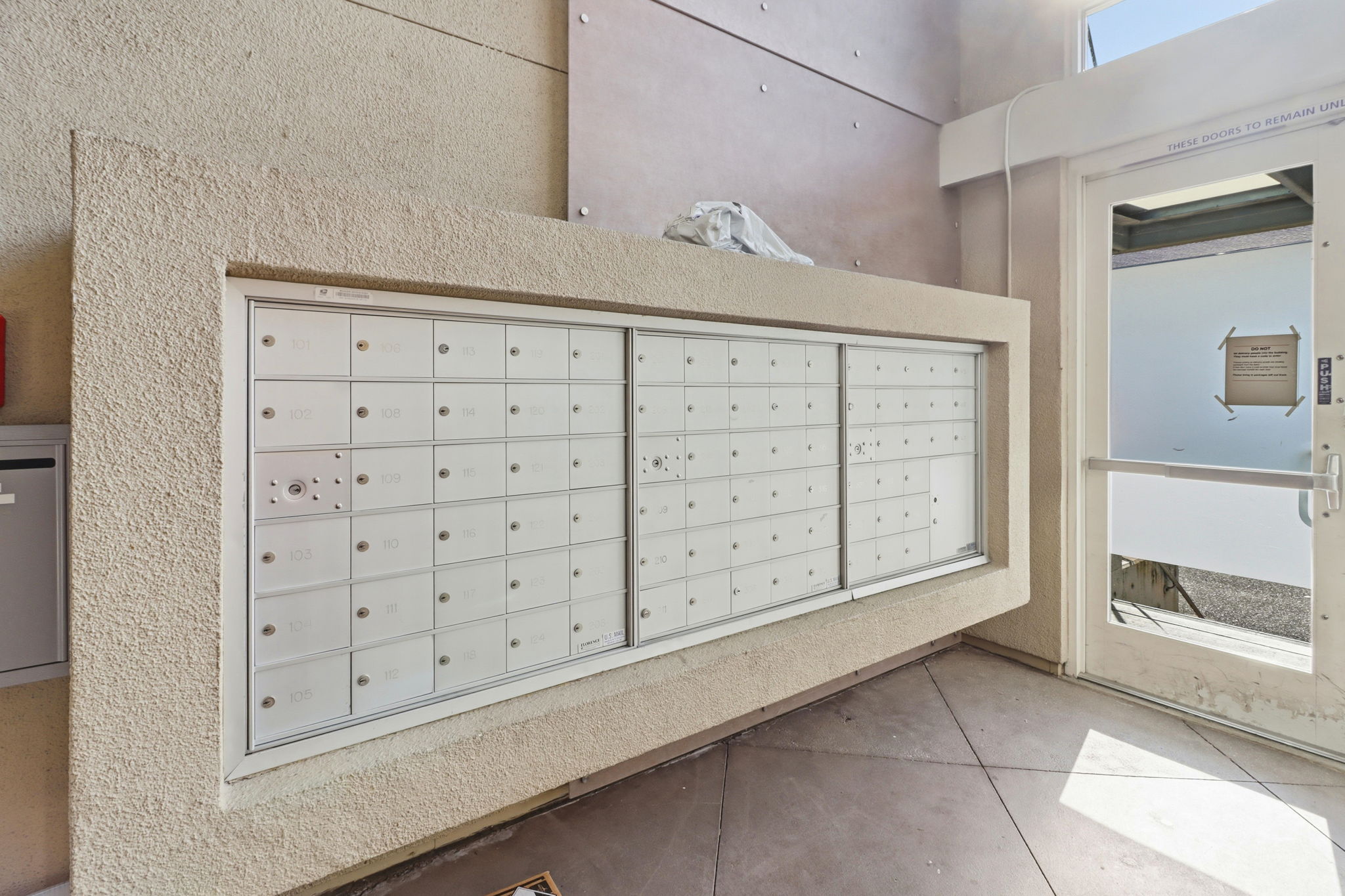 038_f8_3090 Glascock St 