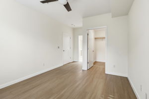 028_f8_3090 Glascock St 