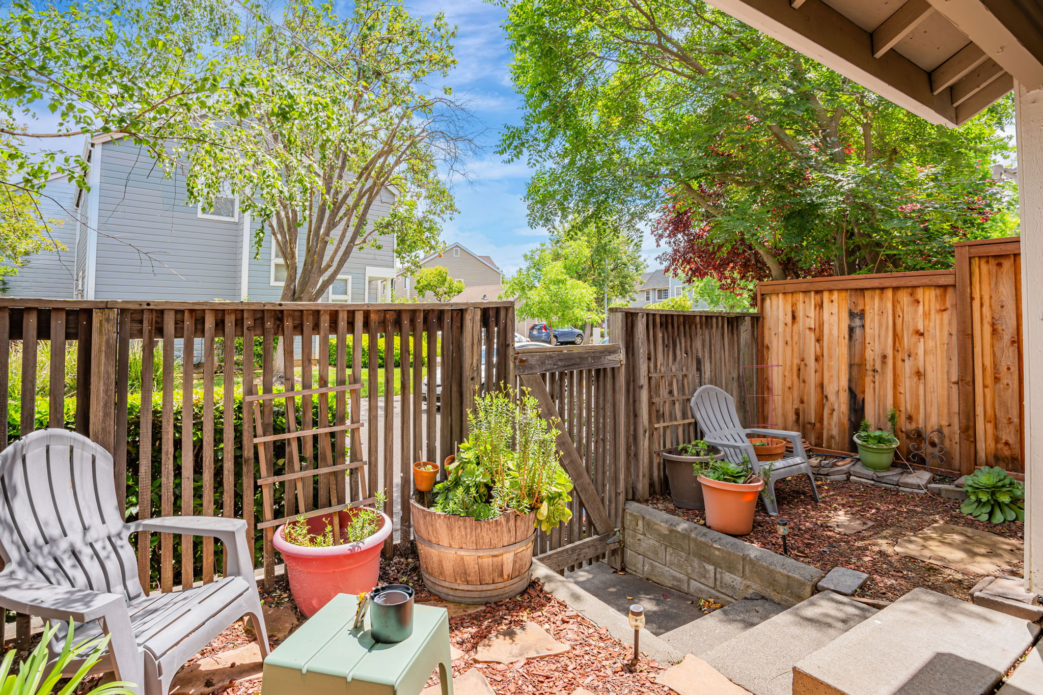 027_3090 Woods Cir Davis