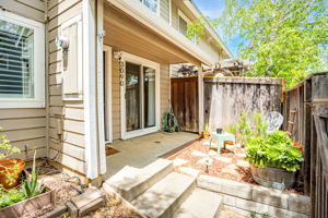 004_3090 Woods Cir Davis
