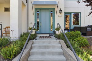 006_F8_3091 Lina St 4