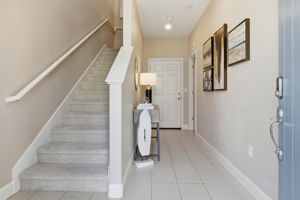008_F8_3091 Lina St 4