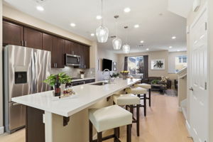 015_F8_3091 Lina St 4