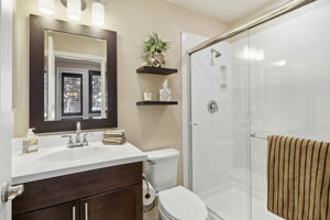 029_F8_3091 Lina St 4