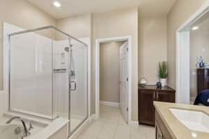 041_F8_3091 Lina St 4