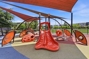 056_F8_3091 Lina St 4