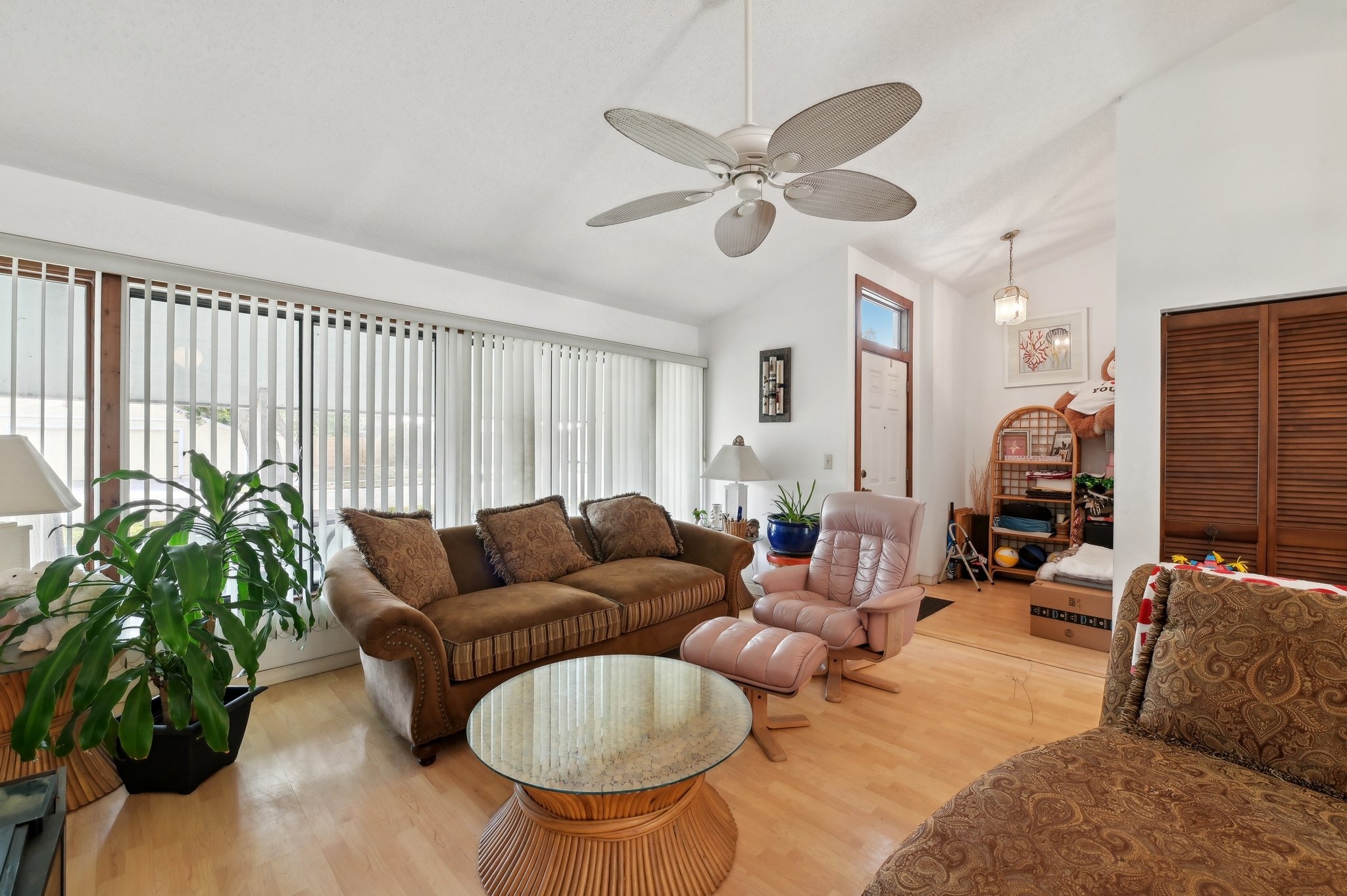 Woodpine Cir-0205-005.jpg