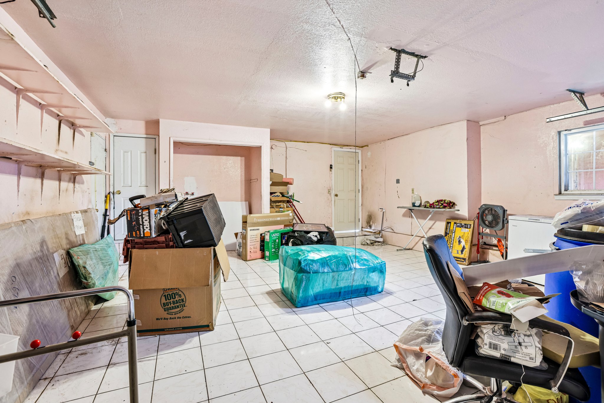 Ancrum Ct-S1410-025.jpg