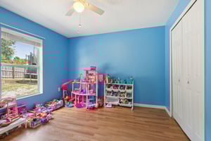 Branchville Dr-S0108-026.jpg