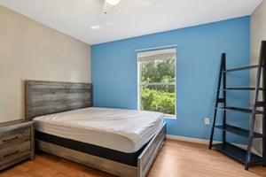 Branchville Dr-S0108-029.jpg