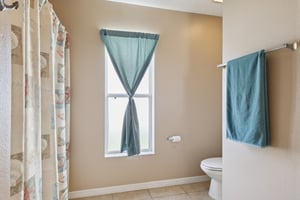 Branchville Dr-S0108-036.jpg