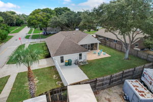 Hidden Hills Dr-038