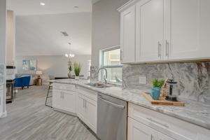 Hidden Hills Dr-014
