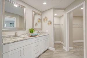 Hidden Hills Dr-023