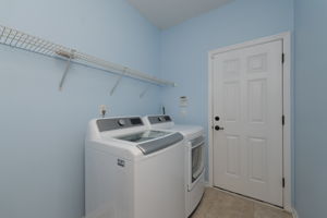  Photo 31