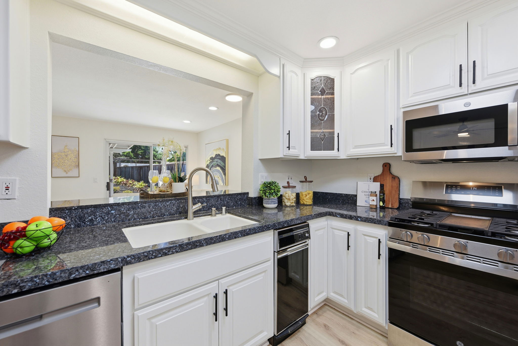 014_F8_30980 Tidewater Dr