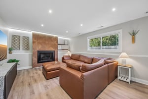 30W736 Whispering Winds Dr