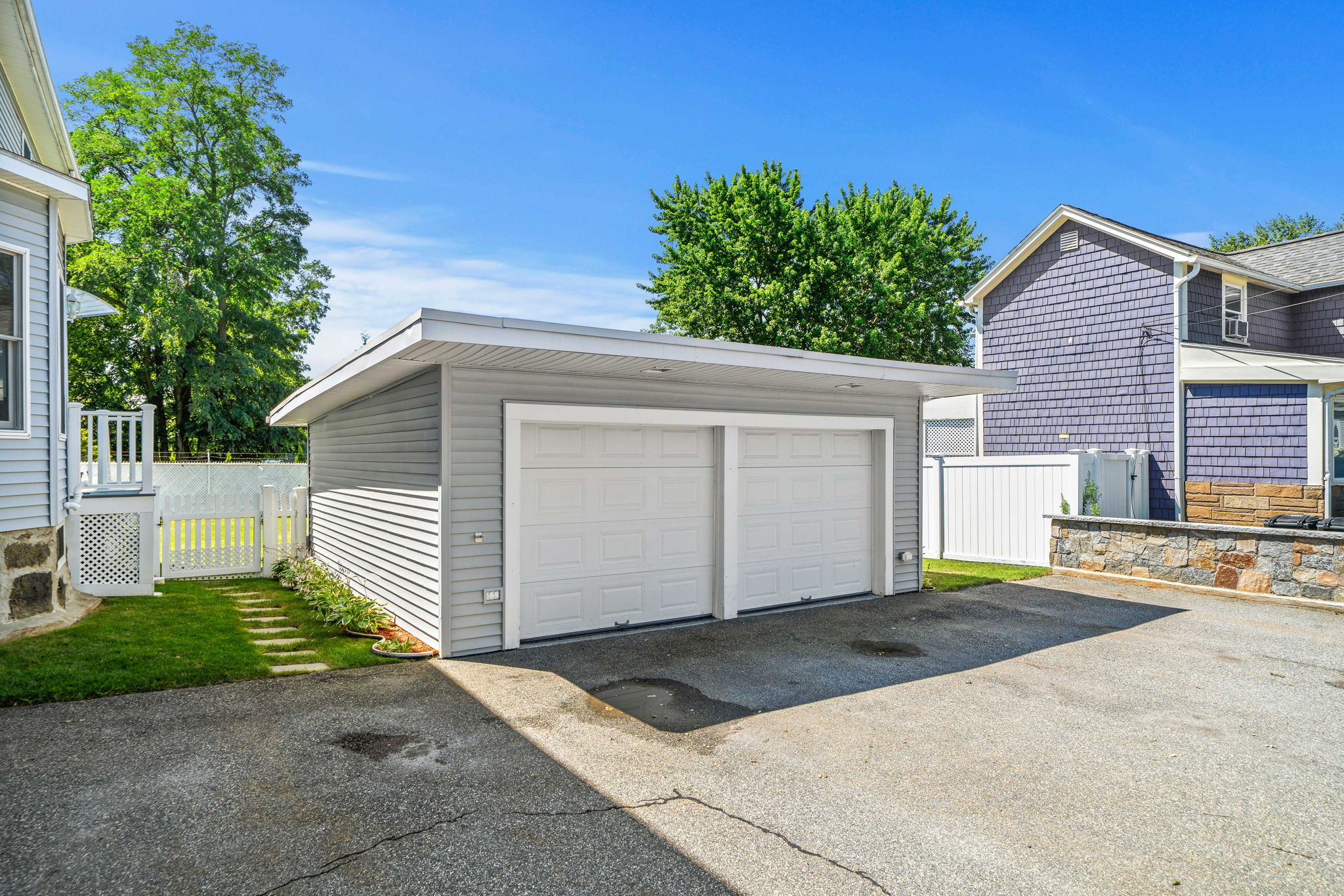 31 Bates St, Danvers, MA 01923, USA Photo 48