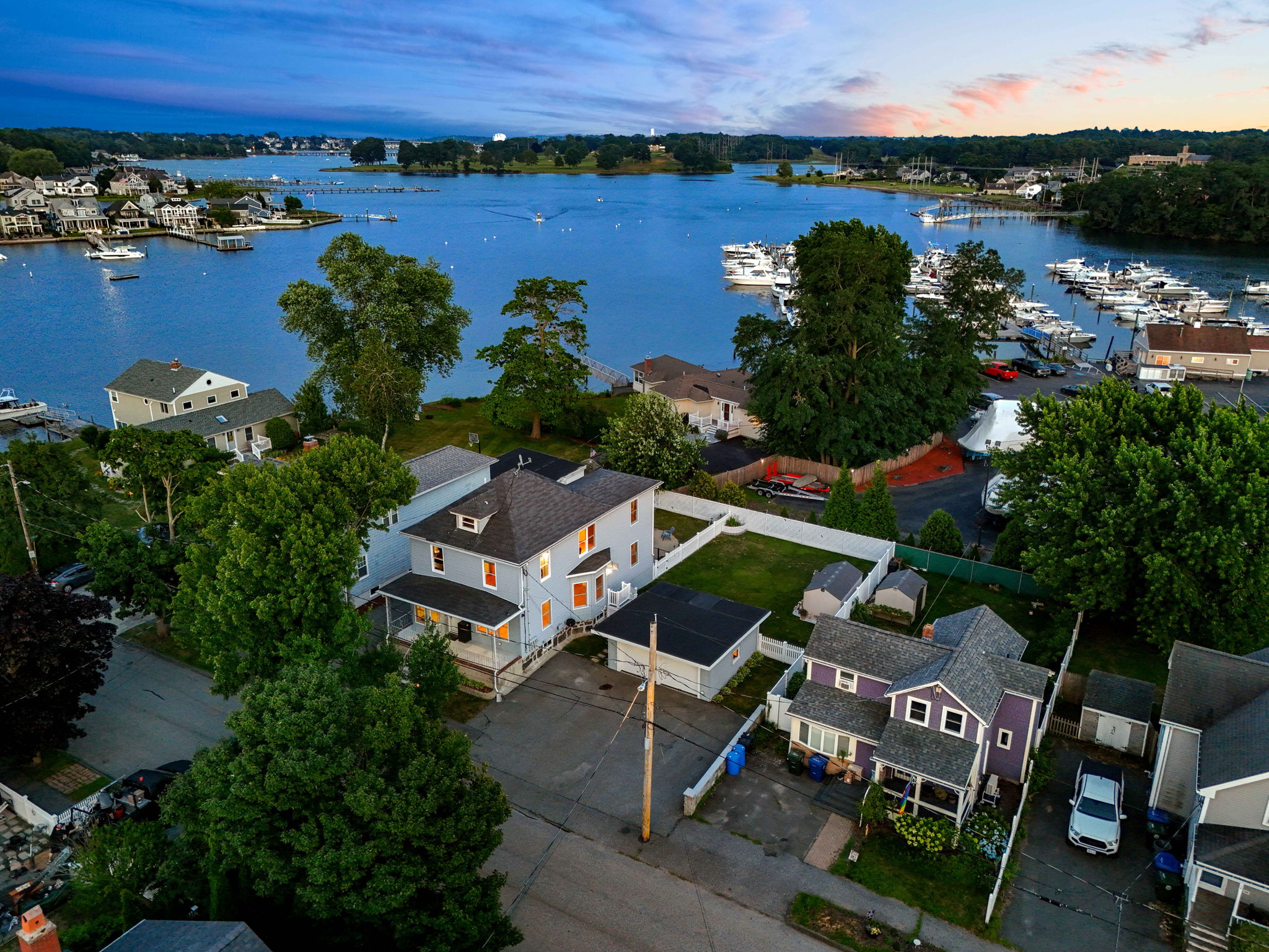 31 Bates St, Danvers, MA 01923, USA
