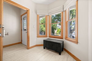 31 Bates St, Danvers, MA 01923, USA Photo 2