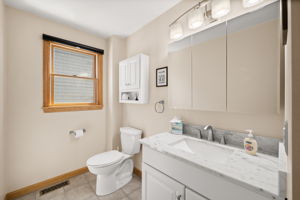 31 Bates St, Danvers, MA 01923, USA Photo 14