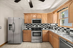 31 Bates St, Danvers, MA 01923, USA Photo 16