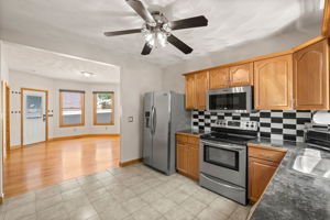31 Bates St, Danvers, MA 01923, USA Photo 17
