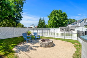 31 Bates St, Danvers, MA 01923, USA Photo 40