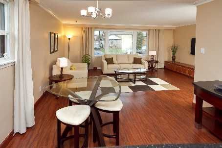 31 Danby Ave Toronto, ON M3H 2J2