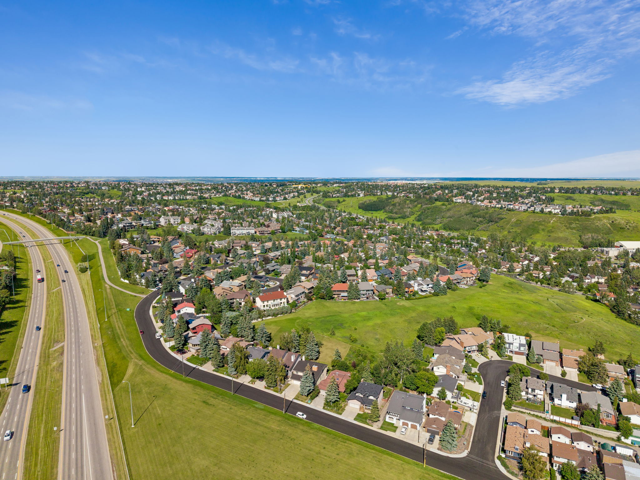07.10.2026 - Melissa Lee - 31 Edgehill Bay NW - Drone_14
