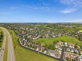 07.10.2026 - Melissa Lee - 31 Edgehill Bay NW - Drone_14