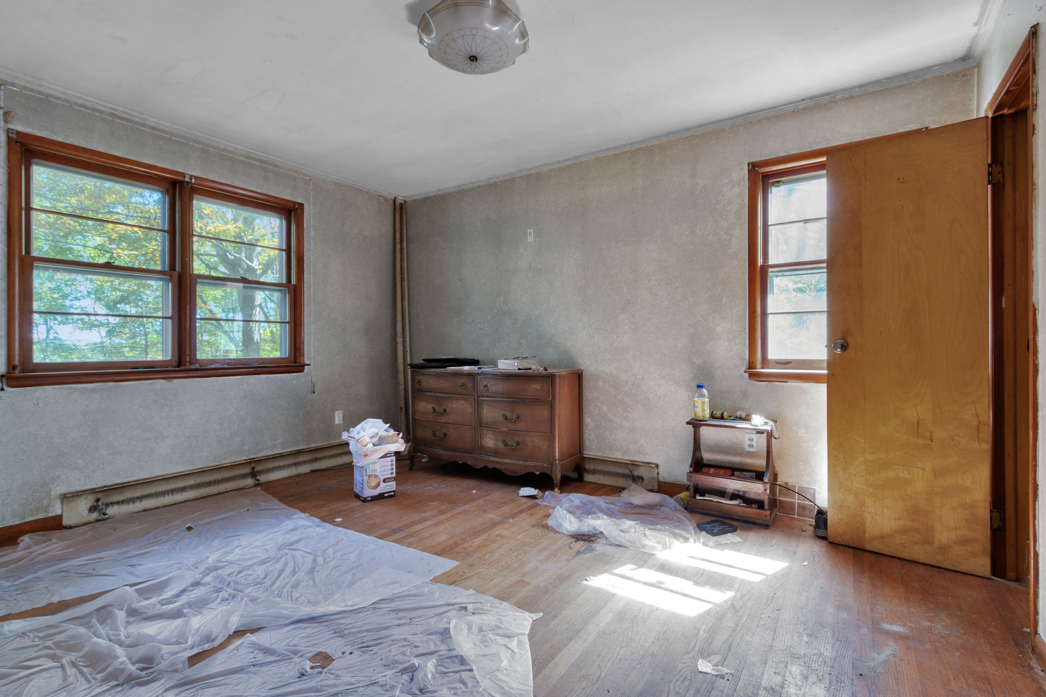 31 Foster - Primary Bed