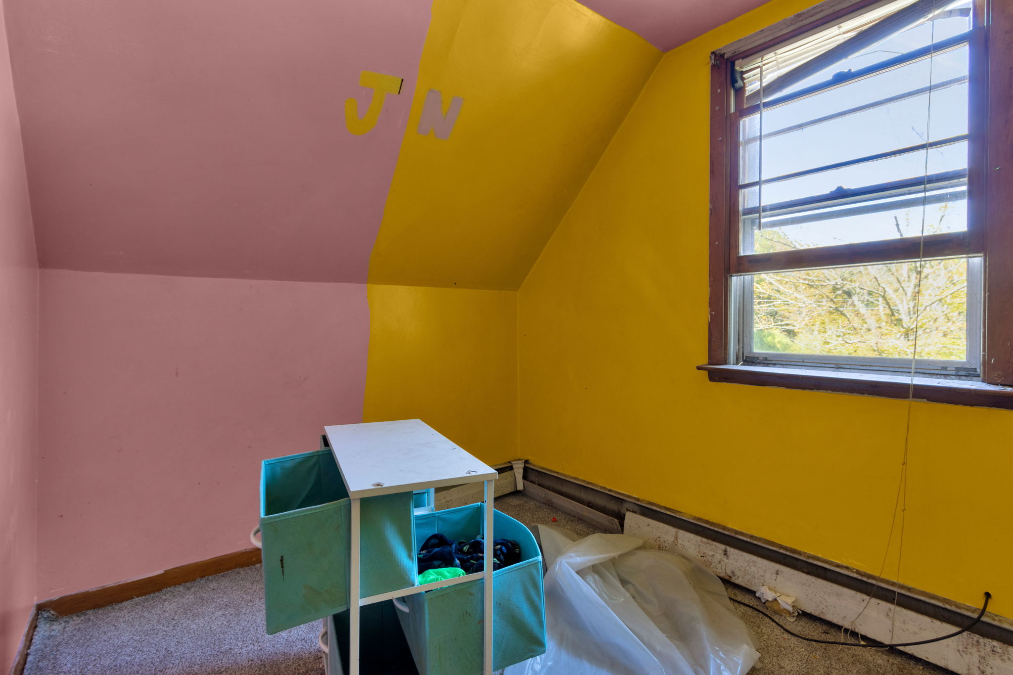 31 Foster - 2nd Floor Bed