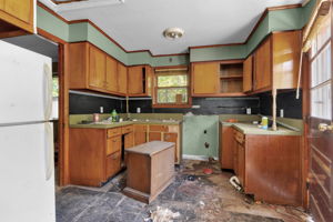 21 Foster - Kitchen