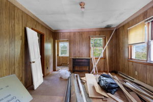 21 Foster - Living Room