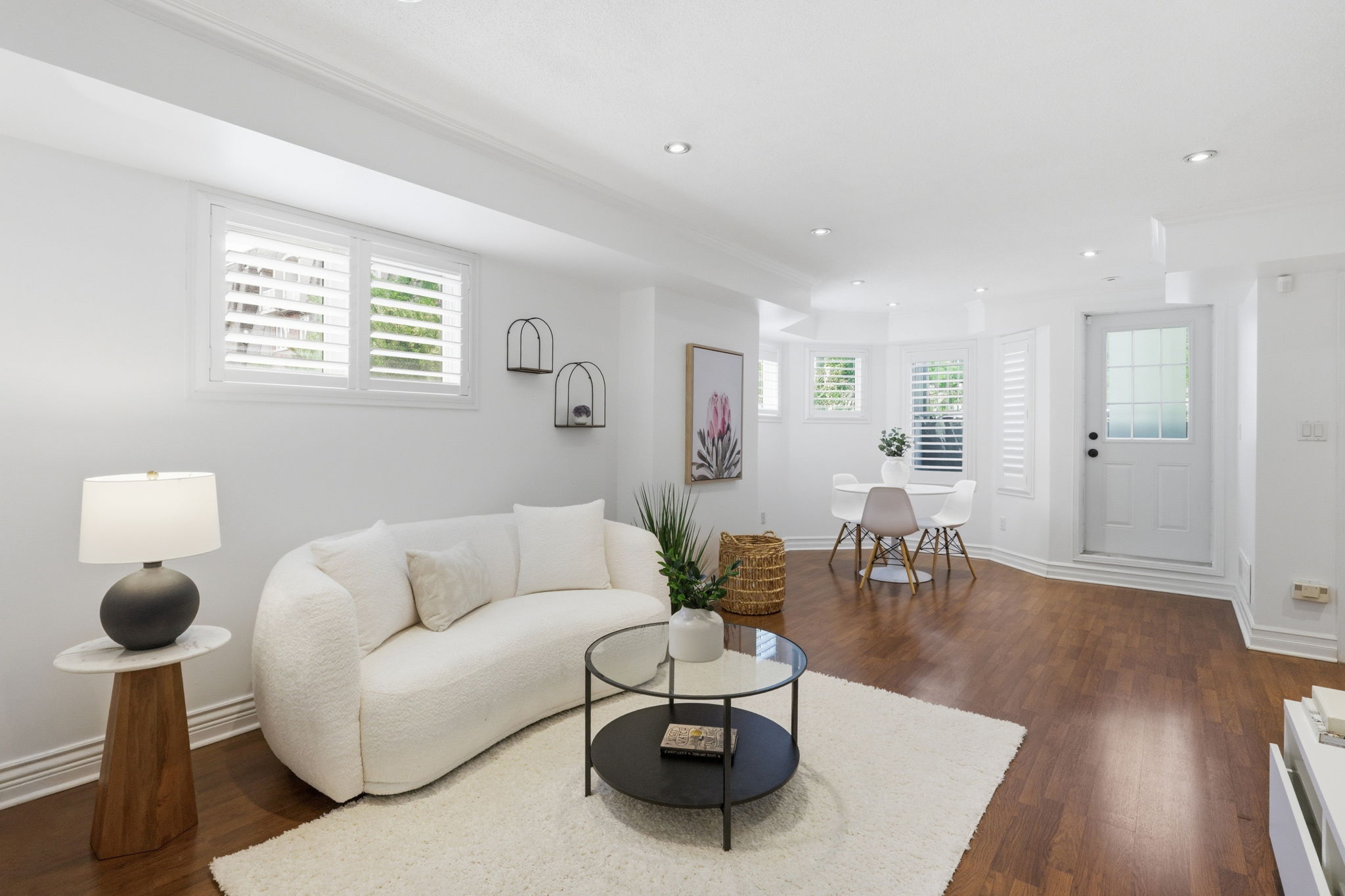 Property in Toronto — delivered property photograph 6
