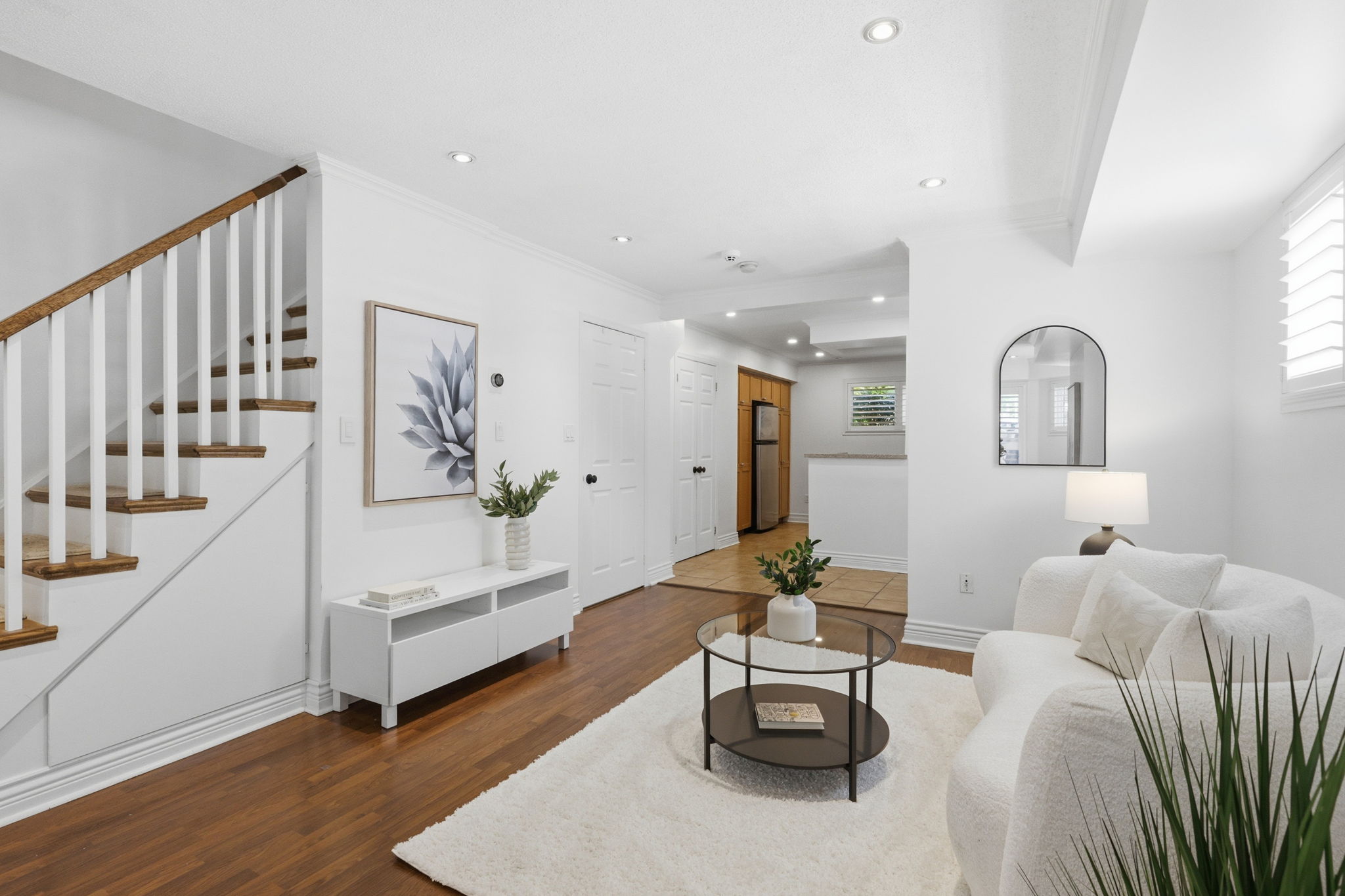 Property in Toronto — delivered property photograph 9