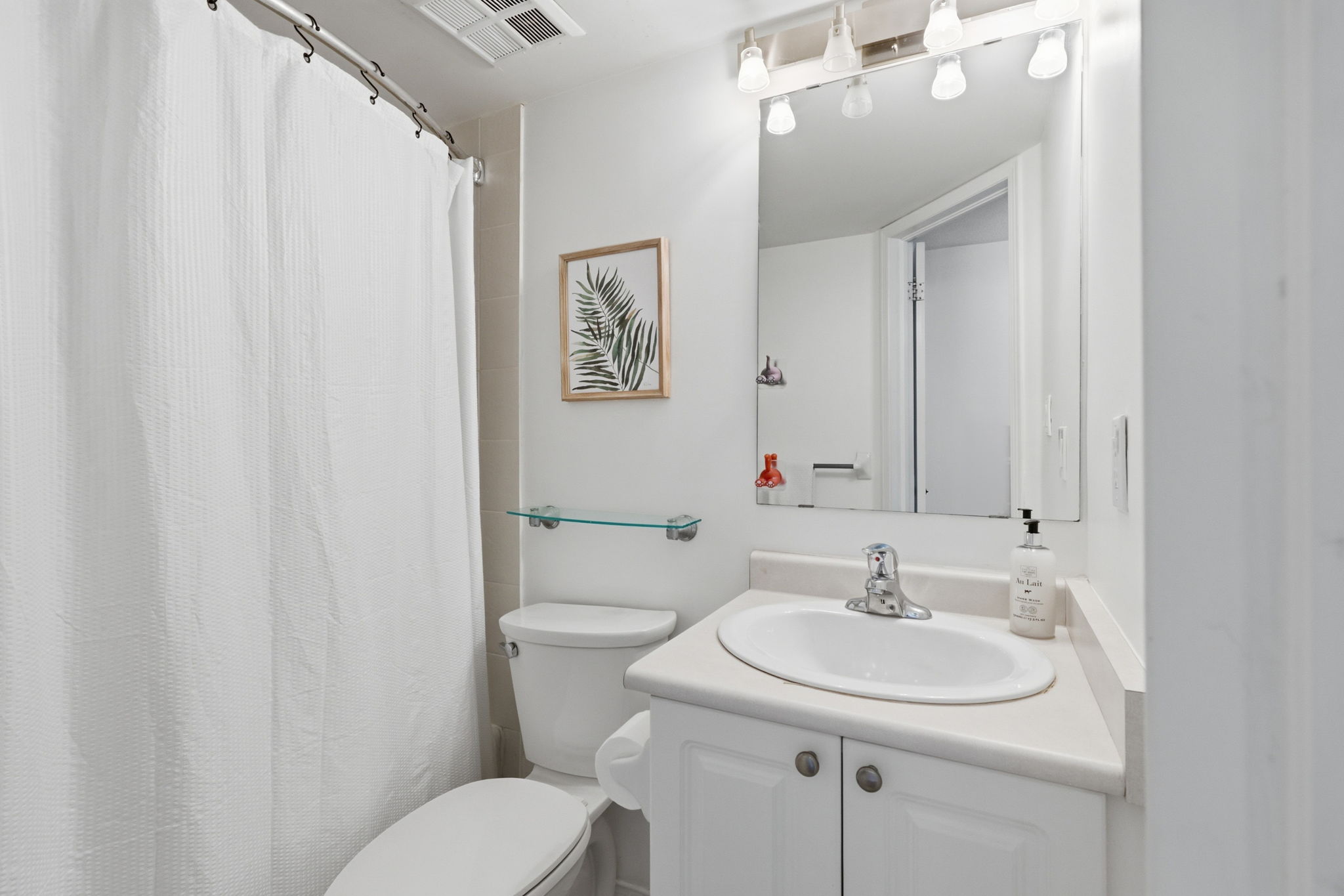 Property in Toronto — delivered property photograph 21
