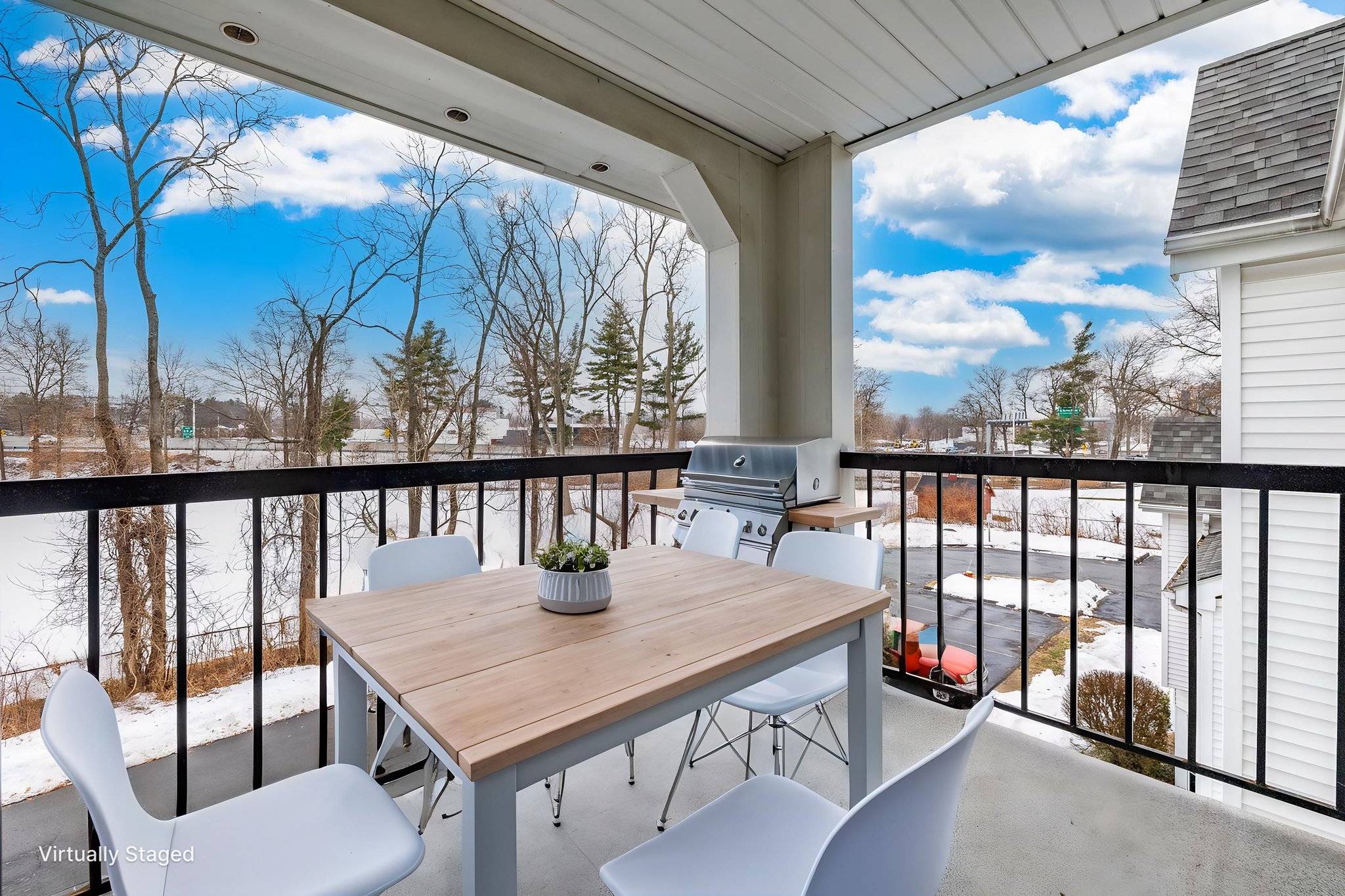 1T5A1652-Edit virtually staged.jpeg