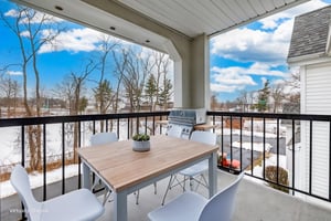 1T5A1652-Edit virtually staged.jpeg