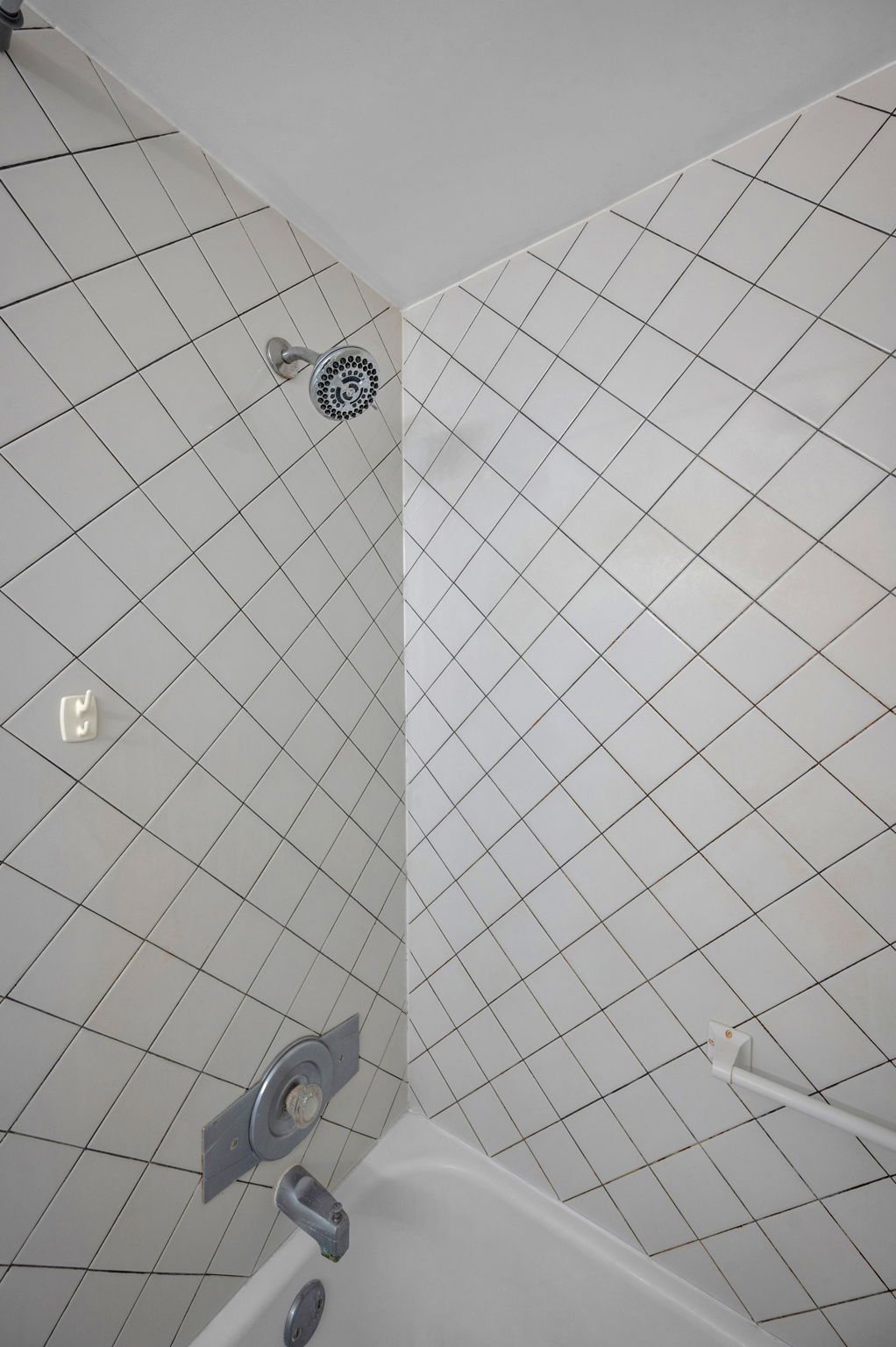 Bathroom1b